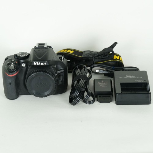 Nikon d5200 corpo - corpo, attacco